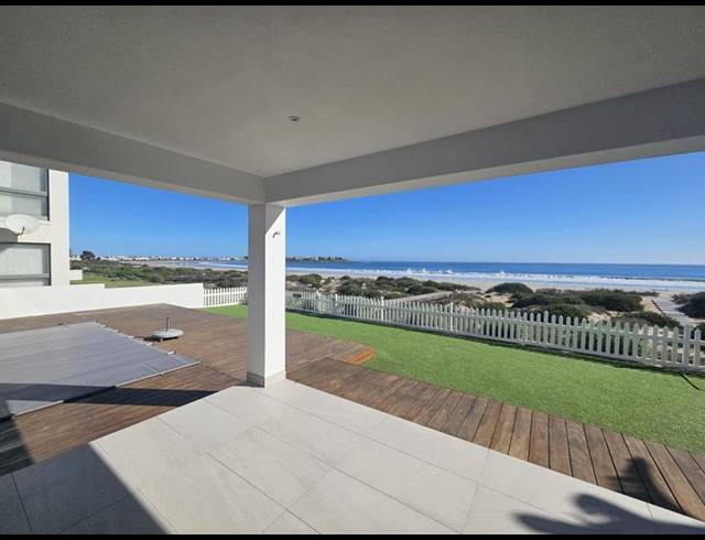 6 BEDROOM HOUSE FOR SALE IN GOLDEN MILE